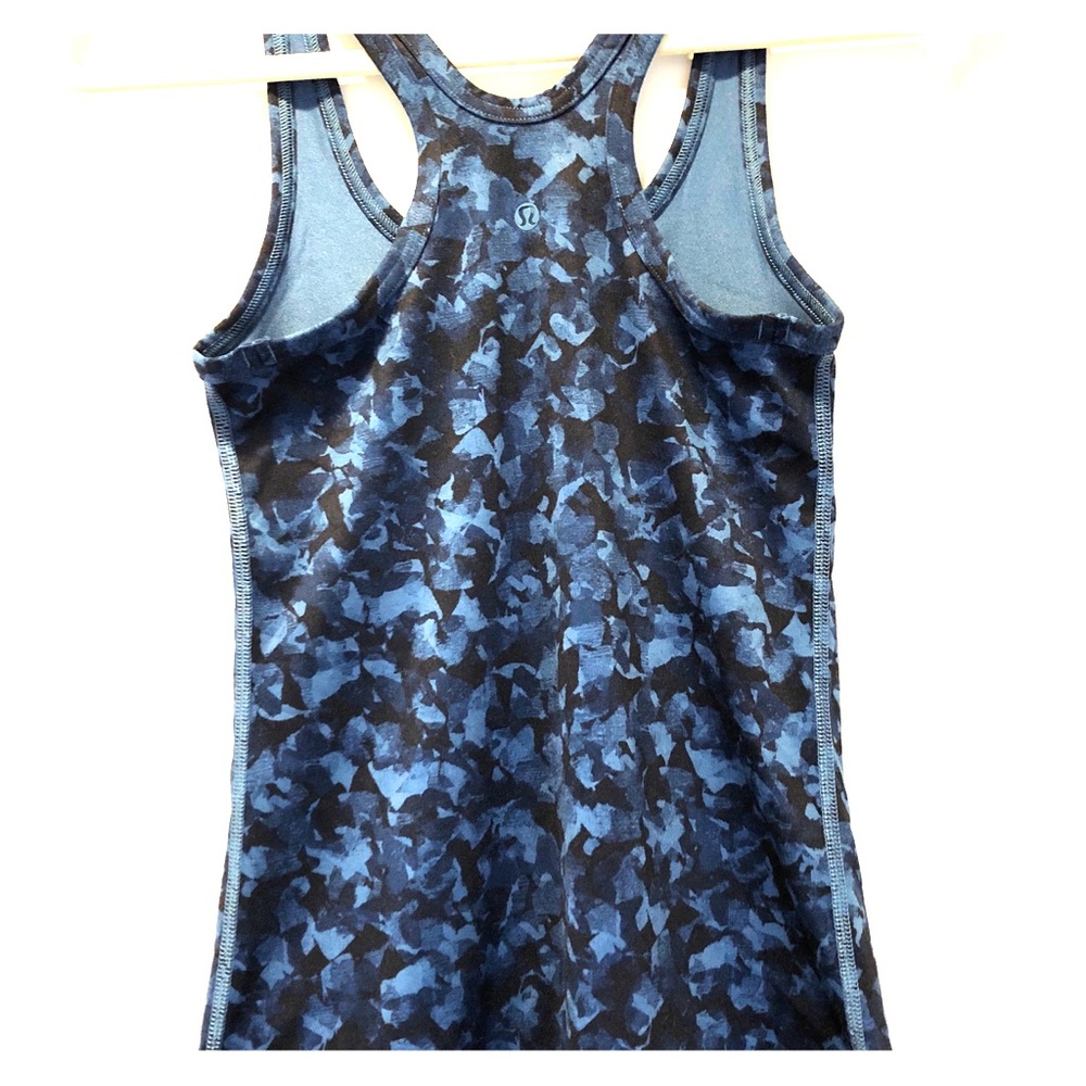Lululemon tank top